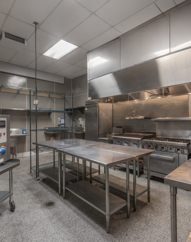 4 Fully Loaded Commercial Kitchen Studios